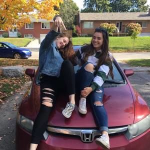 Meet your Posher, Mallory